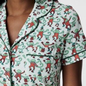 Roller Rabbit NWT Pajamas - Size M